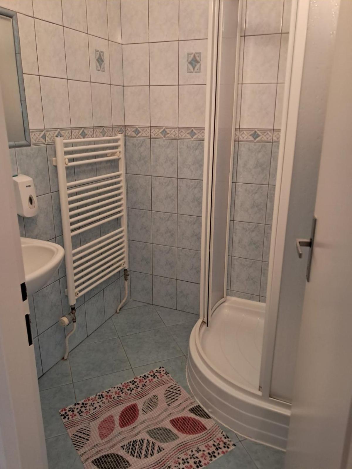 Sd Urbankova 2 Vandrehjem Košice Eksteriør billede